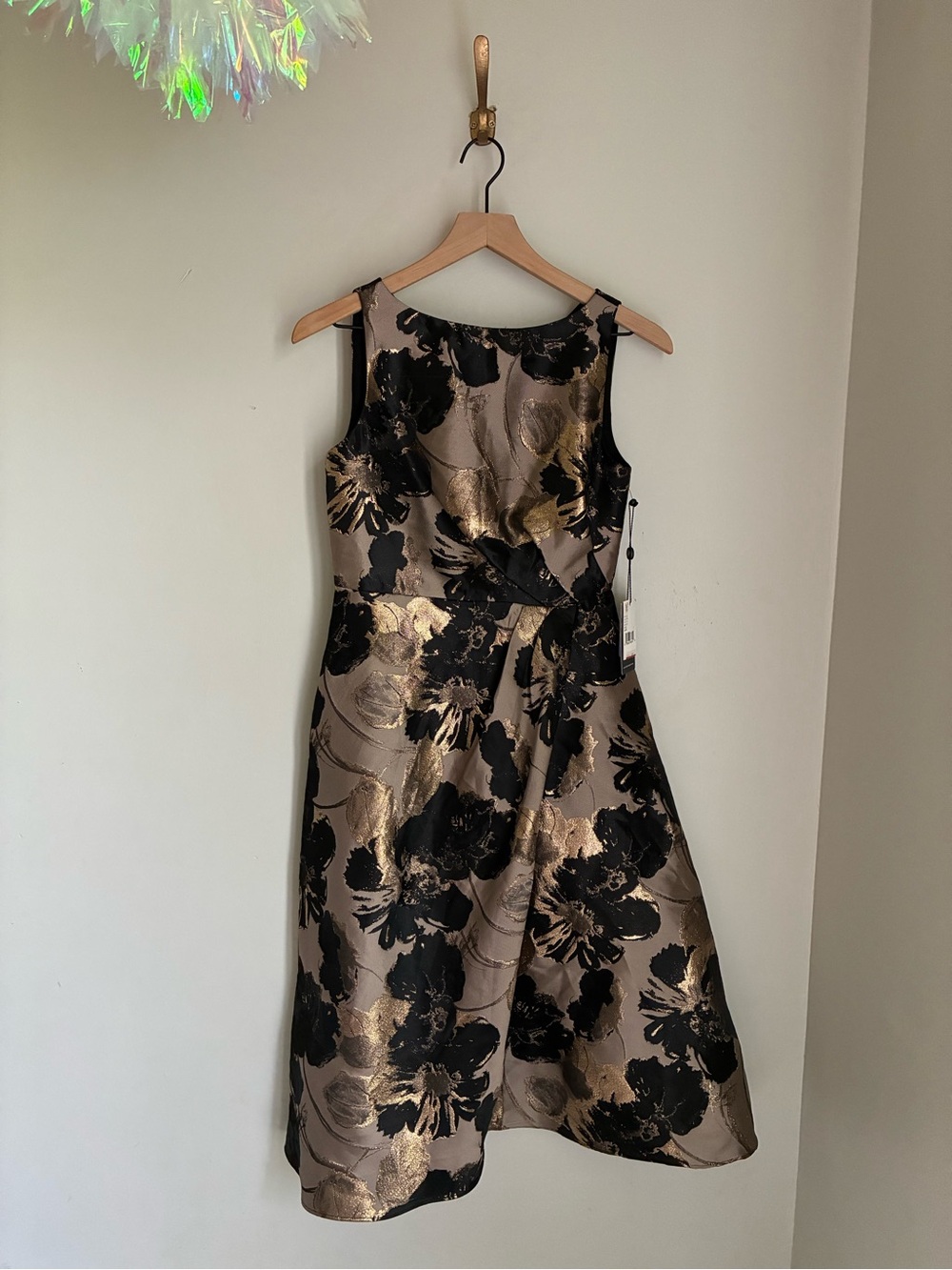 Adrianna Papell Gold Black Jacquard Sleeveless Cocktail Dress Size 0